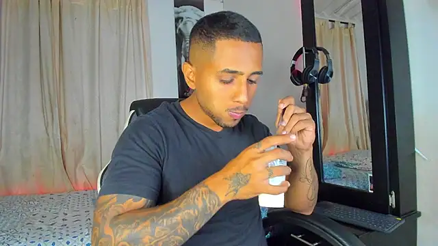 LucasWatsonnn online show from 07-09-26, 03:21