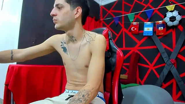 boy max latin online show from 06-28-26, 05:46