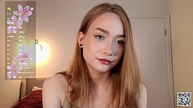 Snapshot of CassieVale chatting on 06-15-26, 09:39 CassieVale online show from 06-15-26, 09:39