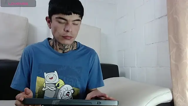 Snapshot of badboy-fox chatting on 06-22-26, 12:24 badboy-fox online show from 06-22-26, 12:24