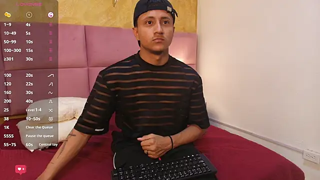 Thiago Nova online show from 05-21-26, 08:16