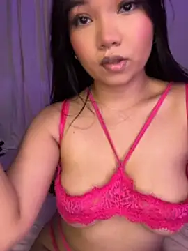 Snapshot of maria_lunag chatting on 06-19-26, 02:27 maria lunag online show from 06-19-26, 02:27