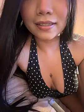 Snapshot of maria_lunag chatting on 07-07-26, 02:47 maria lunag online show from 07-07-26, 02:47