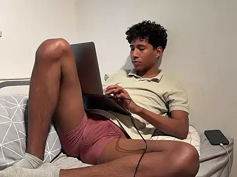 juan202611 online show from 06-08-26, 05:24