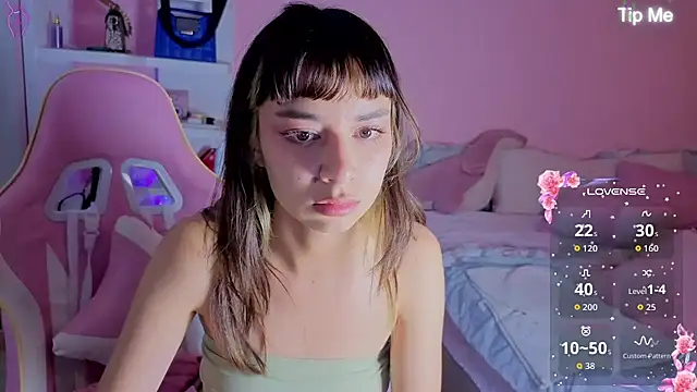 Snapshot of little_rachel_cute chatting on 07-16-26, 11:33 little rachel cute online show from 07-16-26, 11:33