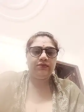 yourchahat27 online show from 06-23-26, 07:45