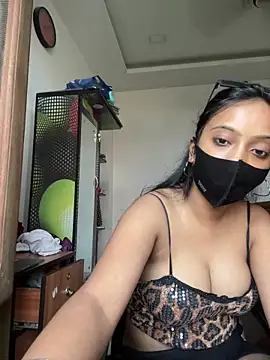 Snapshot of livia_dolls chatting on 06-16-26, 10:51 livia dolls online show from 06-16-26, 10:51