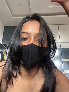 Snapshot of livia_dolls chatting on 06-19-26, 10:41 livia dolls online show from 06-19-26, 10:41