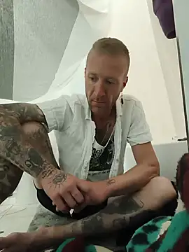 Bottomkinktwink online show from 05-21-26, 07:48