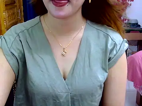Snapshot of Adiba_Obu_20 chatting on 06-09-26, 05:02 Adiba Obu 20 online show from 06-09-26, 05:02