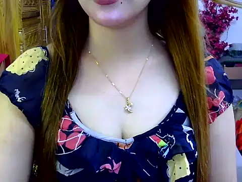 Snapshot of Adiba_Obu_20 chatting on 06-11-26, 05:00 Adiba Obu 20 online show from 06-11-26, 05:00