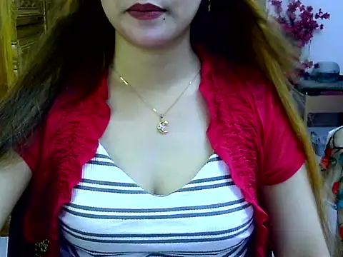 Snapshot of Adiba_Obu_20 chatting on 06-14-26, 05:37 Adiba Obu 20 online show from 06-14-26, 05:37