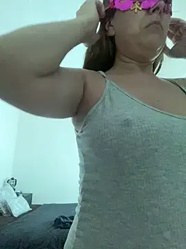 Snapshot of lulupiecitosamor chatting on 06-09-26, 12:28 lulupiecitosamor online show from 06-09-26, 12:28