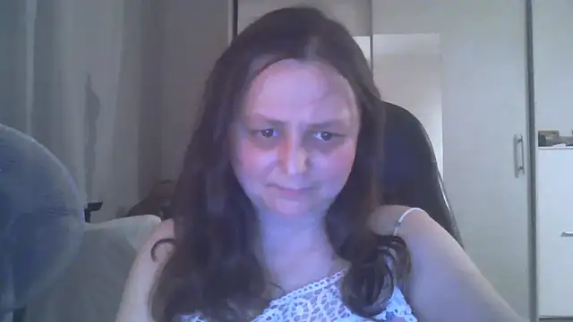 Snapshot of TaylorLovely chatting on 07-01-26, 08:08 TaylorLovely online show from 07-01-26, 08:08