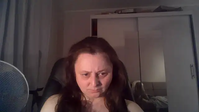 Snapshot of TaylorLovely chatting on 07-22-26, 08:11 TaylorLovely online show from 07-22-26, 08:11