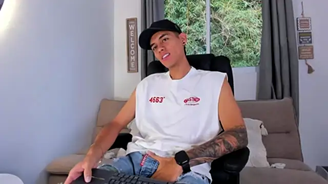 NickCopeer  online show from 06-04-26, 12:22