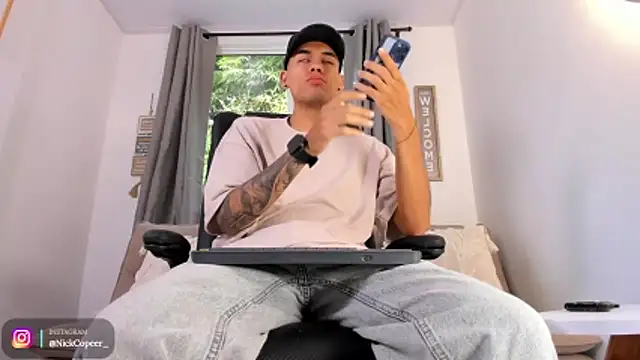 NickCopeer  online show from 06-09-26, 12:28