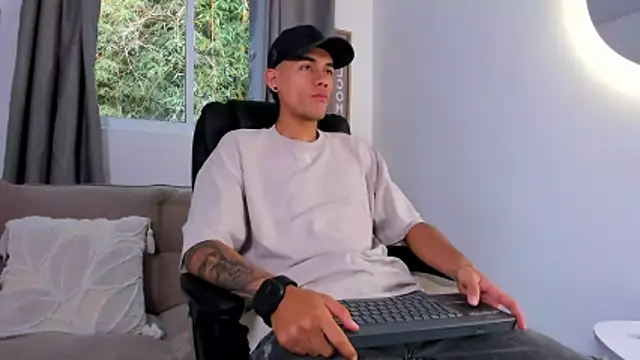 NickCopeer  online show from 06-15-26, 12:29