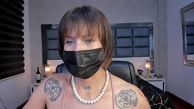 Snapshot of Mrs_Regina_clk chatting on 07-16-26, 08:59 Mrs Regina clk online show from 07-16-26, 08:59
