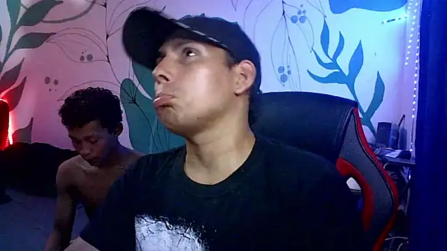 Latinos2411 online show from 06-03-26, 02:58