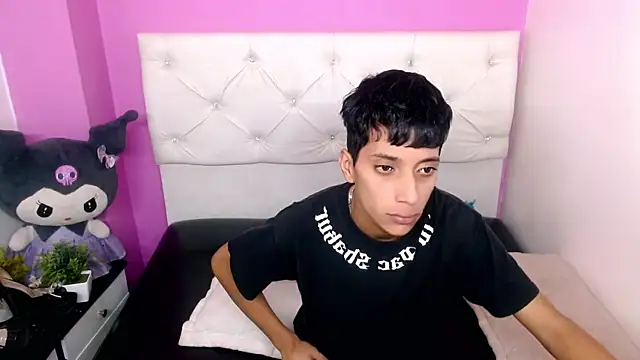 Snapshot of jl_brayan12 chatting on 05-25-26, 07:20 jl brayan12 online show from 05-25-26, 07:20