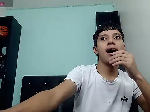 Snapshot of jl_brayan12 chatting on 05-31-26, 04:25 jl brayan12 online show from 05-31-26, 04:25