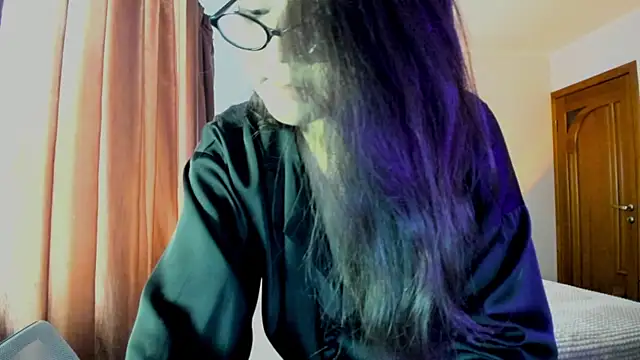 Snapshot of milana_marttt chatting on 06-05-26, 06:52 milana marttt online show from 06-05-26, 06:52