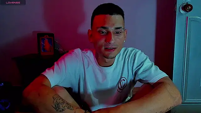 Exotic Boy777Z online show from 05-22-26, 02:22