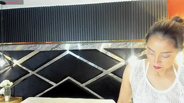Snapshot of SusanaMein chatting on 07-04-26, 04:40 SusanaMein online show from 07-04-26, 04:40