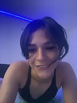 Snapshot of brankinhahott chatting on 06-29-26, 01:22 brankinhahott online show from 06-29-26, 01:22