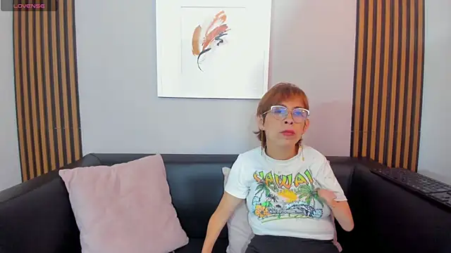 Madame mature1 online show from 06-16-26, 08:00