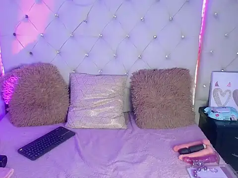 Snapshot of cindysex_ chatting on 06-06-26, 07:51 cindysex online show from 06-06-26, 07:51
