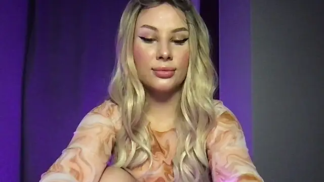 Lili Weiss online show from 06-08-26, 07:03