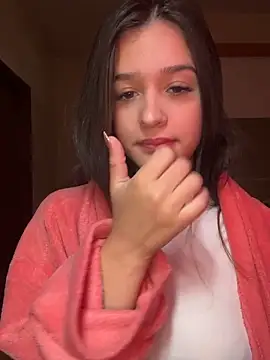 Snapshot of julhya_duarte chatting on 06-16-26, 05:15 julhya duarte online show from 06-16-26, 05:15