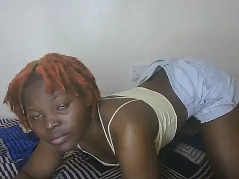 Aura desire online show from 06-19-26, 10:52