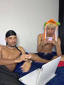 between friends online show from 05-24-26, 01:21
