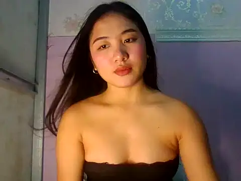 Snapshot of cutie_princess88 chatting on 07-08-26, 05:39 cutie princess88 online show from 07-08-26, 05:39