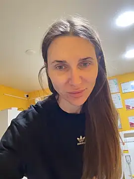 Snapshot of Dersy_Love chatting on 05-24-26, 06:46 Dersy Love online show from 05-24-26, 06:46