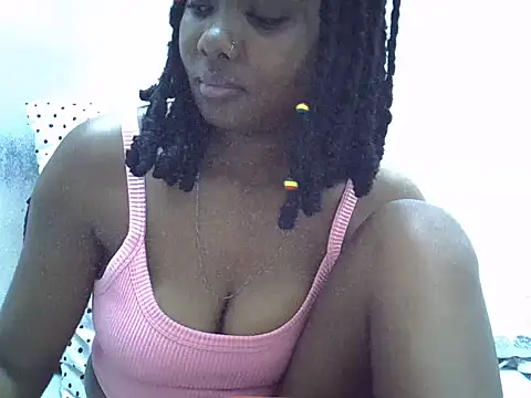 Snapshot of sweetbabe254 chatting on 07-14-26, 10:21 sweetbabe254 online show from 07-14-26, 10:21