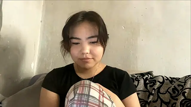 Molly Teddy online show from 05-25-26, 07:47