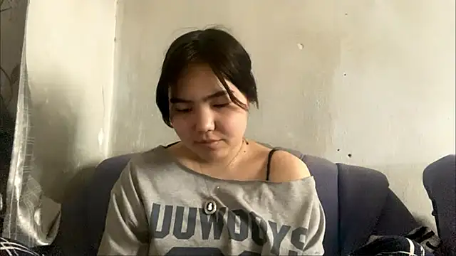 Molly Teddy online show from 05-30-26, 07:38
