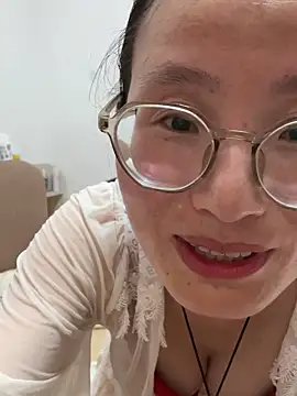 xiuxiu202605 online show from 06-03-26, 01:52
