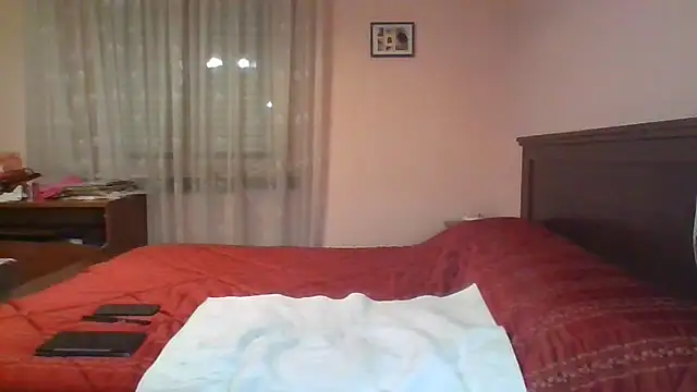 ItalianBigBoobs online show from 09-25-25, 07:28