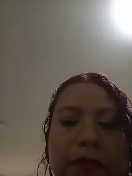 Snapshot of Catalina_sout chatting on 05-27-26, 02:14 Catalina sout online show from 05-27-26, 02:14