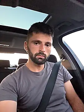 StraightSerb online show from 05-25-26, 06:47