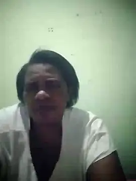 Snapshot of zeebighips chatting on 07-21-26, 02:47 zeebighips online show from 07-21-26, 02:47