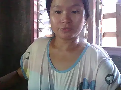 Snapshot of xxslutasian69xx chatting on 06-07-26, 11:41 xxslutasian69xx online show from 06-07-26, 11:41