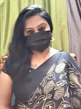 Snapshot of Meera_mia chatting on 06-27-26, 06:46 Meera mia online show from 06-27-26, 06:46