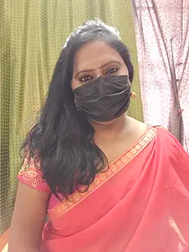 Snapshot of Meera_mia chatting on 07-01-26, 07:10 Meera mia online show from 07-01-26, 07:10