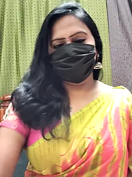 Snapshot of Meera_mia chatting on 07-11-26, 07:27 Meera mia online show from 07-11-26, 07:27